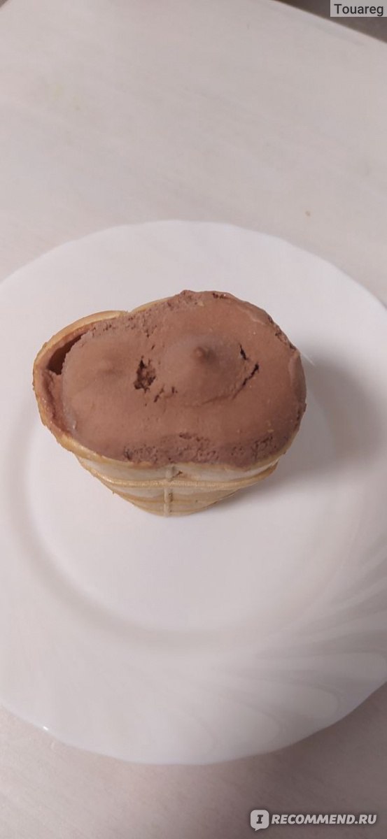 Мороженое АШАН Пломбир шоколадный в стаканчике 70 грамм фото