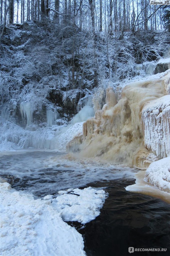 Водопад белые мосты зимой