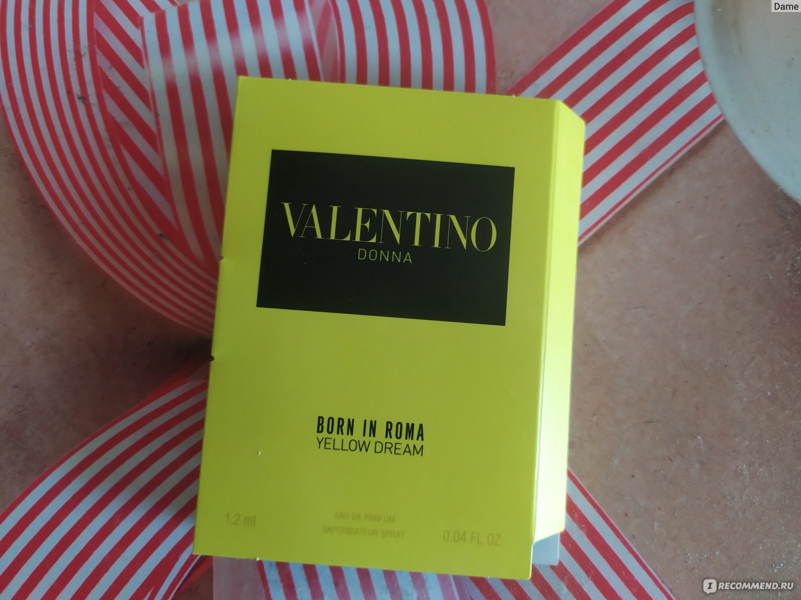 Valentino donna born in roma yellow. Valentino born in ROMA Yellow Dream. Валентино Донна духи женские Yellow Dream. Valentino born in ROMA Yellow набор. Valentino born in ROMA uomo Yellow Dream 15 мл фото.