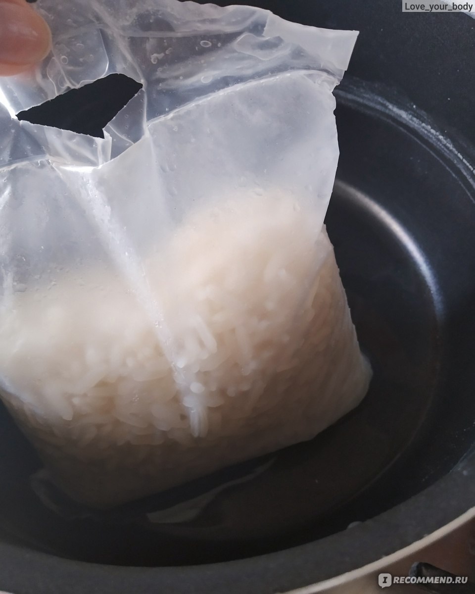 Сколько по времени варится рис в пакетиках. Рис в пакетиках. Рис пропаренный в пакетах. Варка риса в пакете. Рис в пакетах для варки.