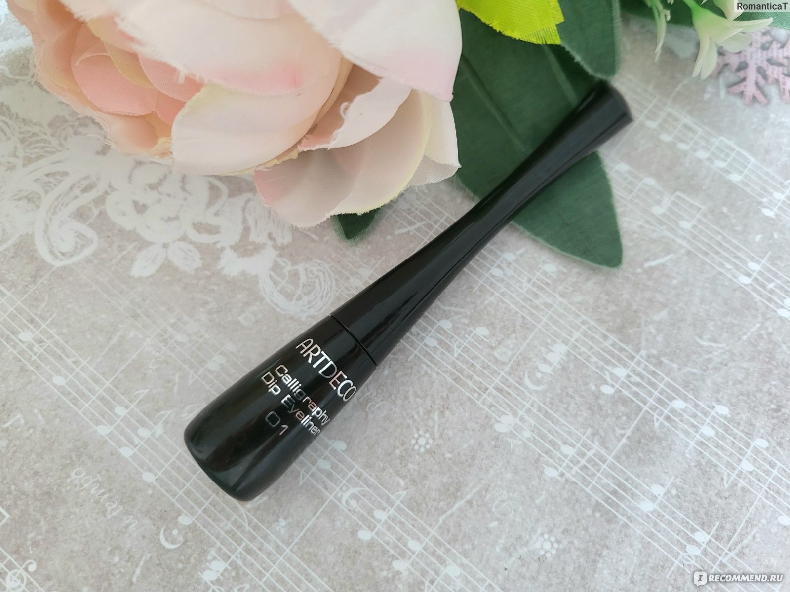 Жидкая подводка ArtDeco Calligraphy Dip Eyeliner - «В целом подводка  неплохая, но нарисовать её помощью красивые стрелки нужно постараться» |  отзывы