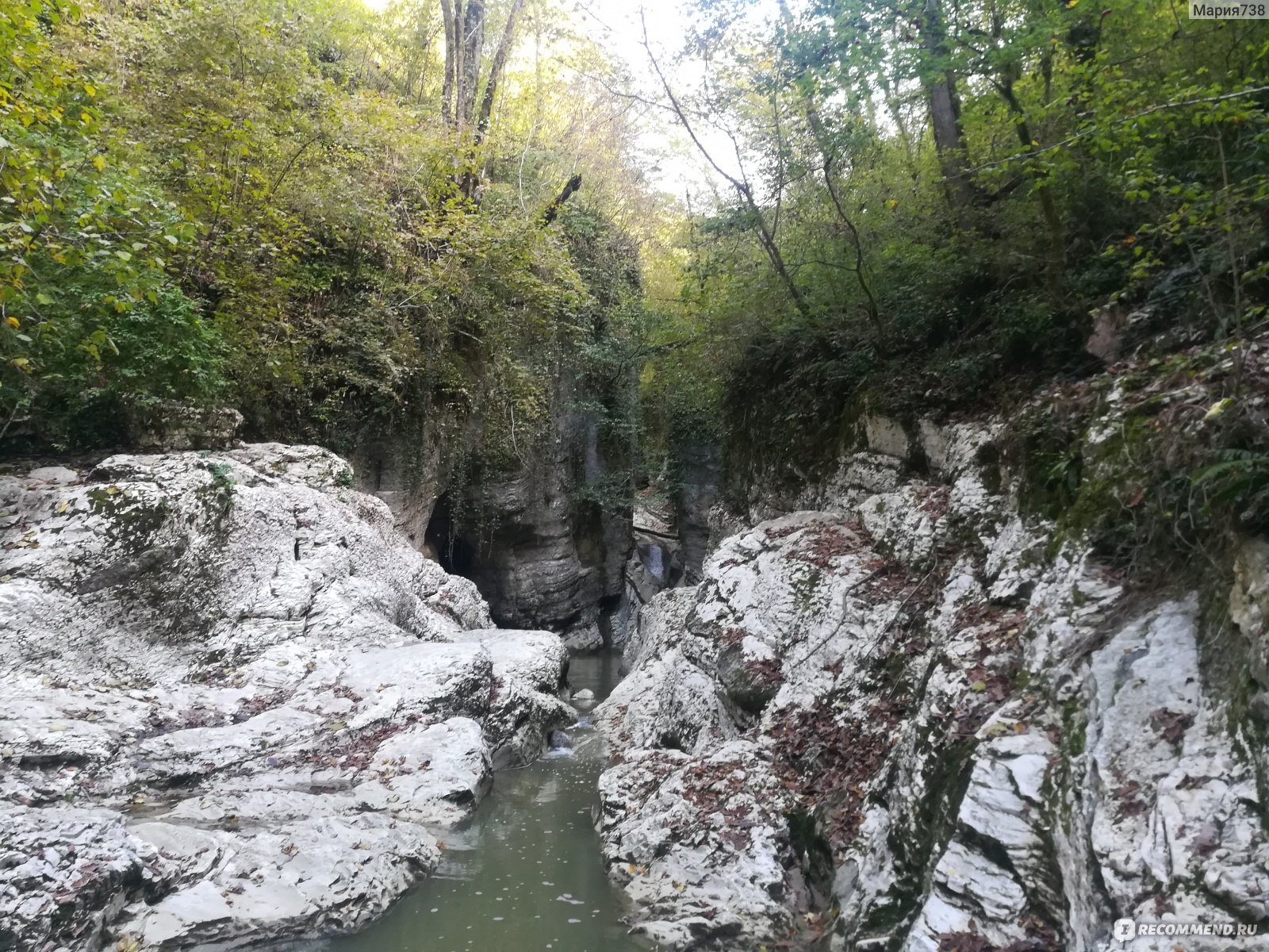 Агурские водопады фото весной