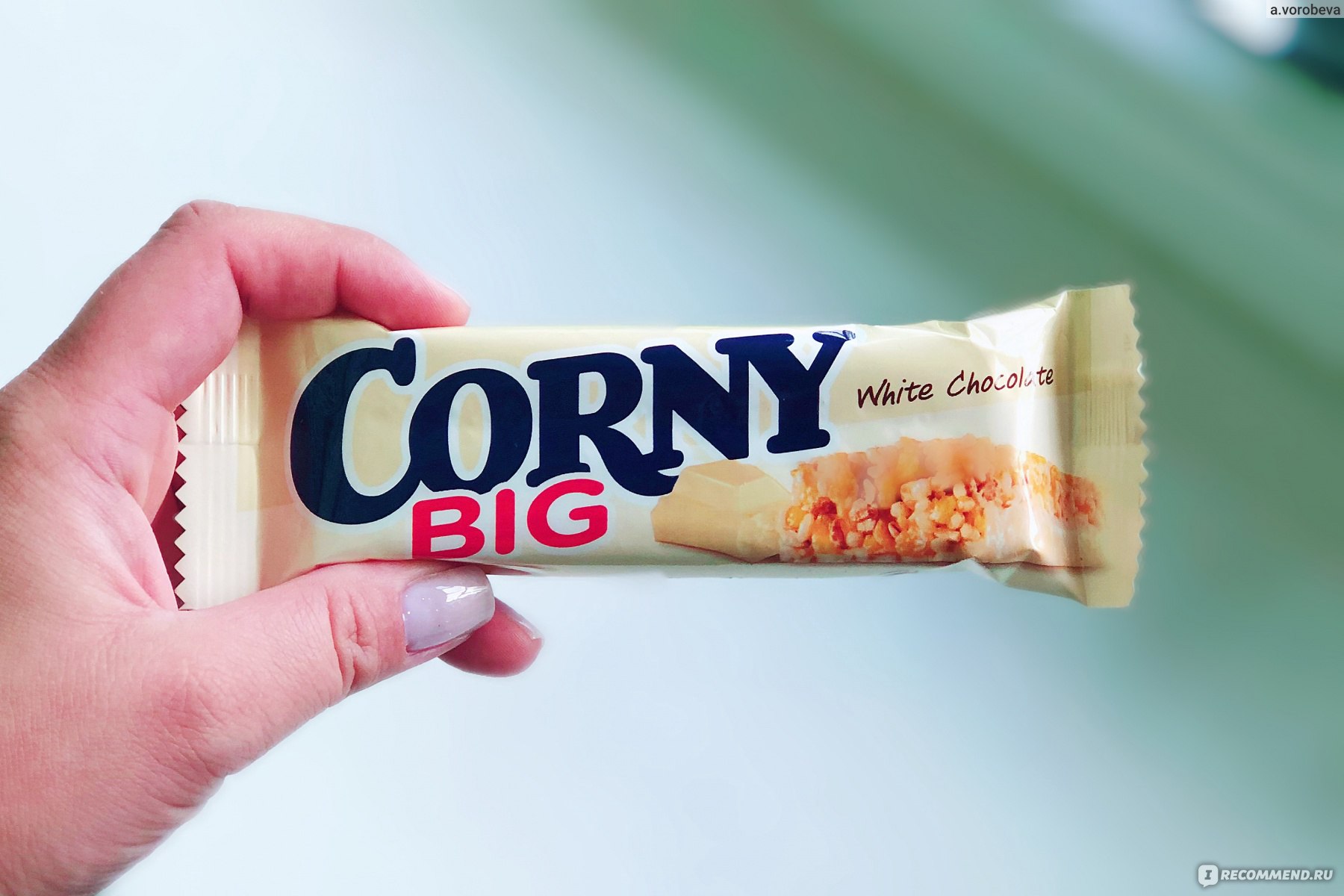 Corny. Corny big батончики. Corny шоколад. Злаковый батончик в белом шоколаде. Corny белый шоколад.