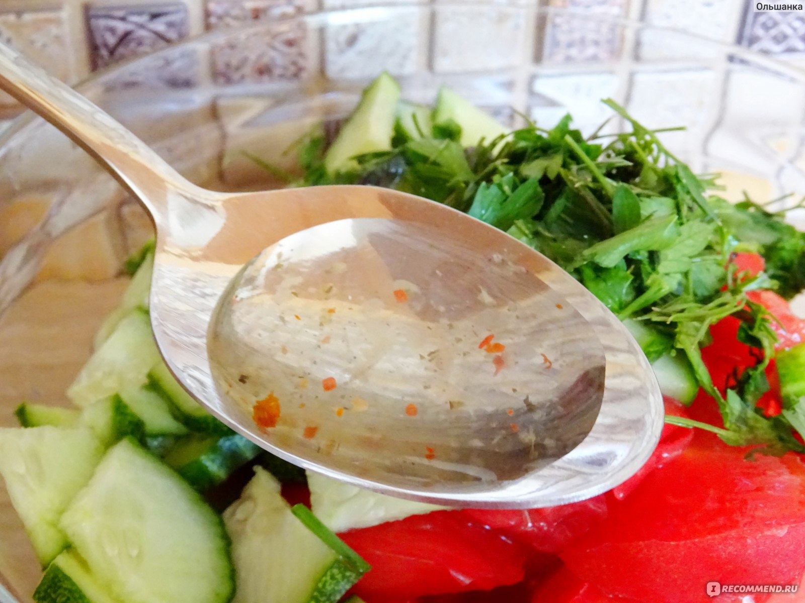 Дрессинг для салата в Тайском стиле MAE PLOY Thai Style Salad Dressing -  «сладковато-пряная с умеренной остринкой 