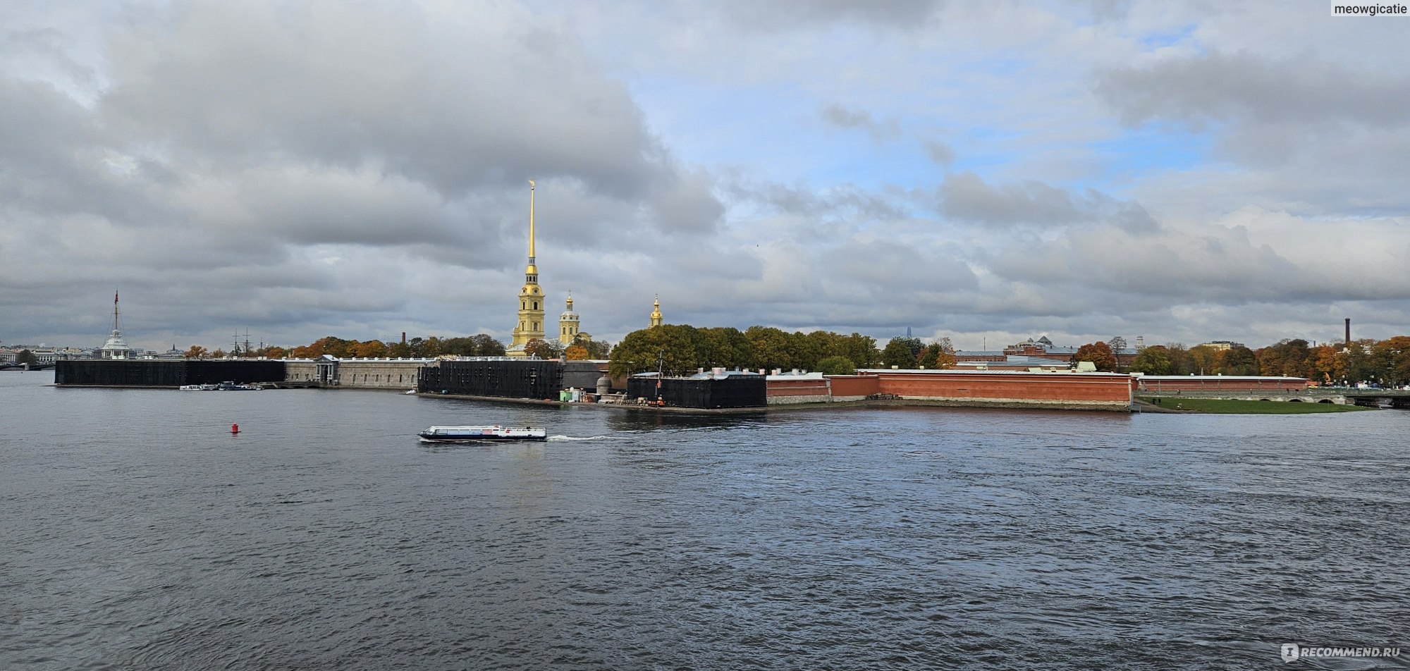 Петропавловская крепость в Санкт Петербурге внутри