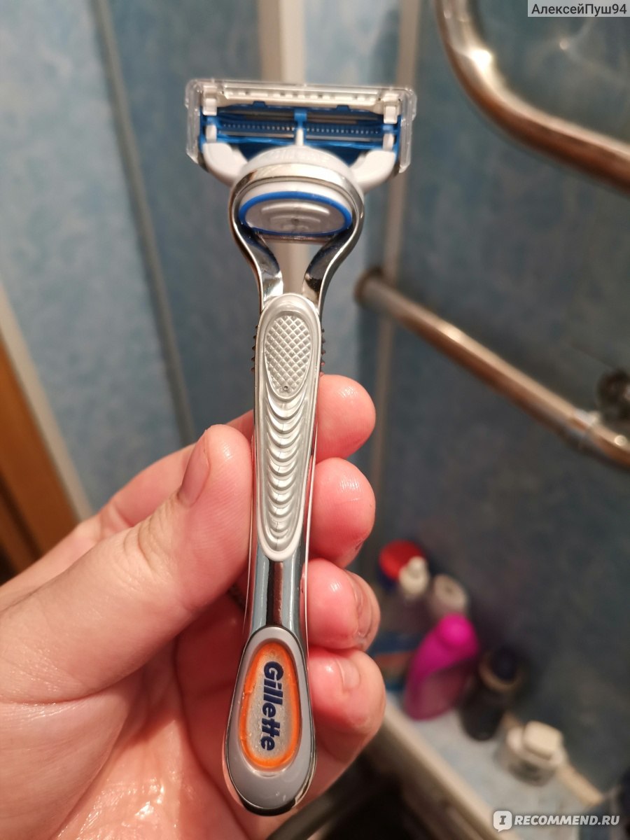 Бритвы Gillette | Купить новый мужской бритвенный станок