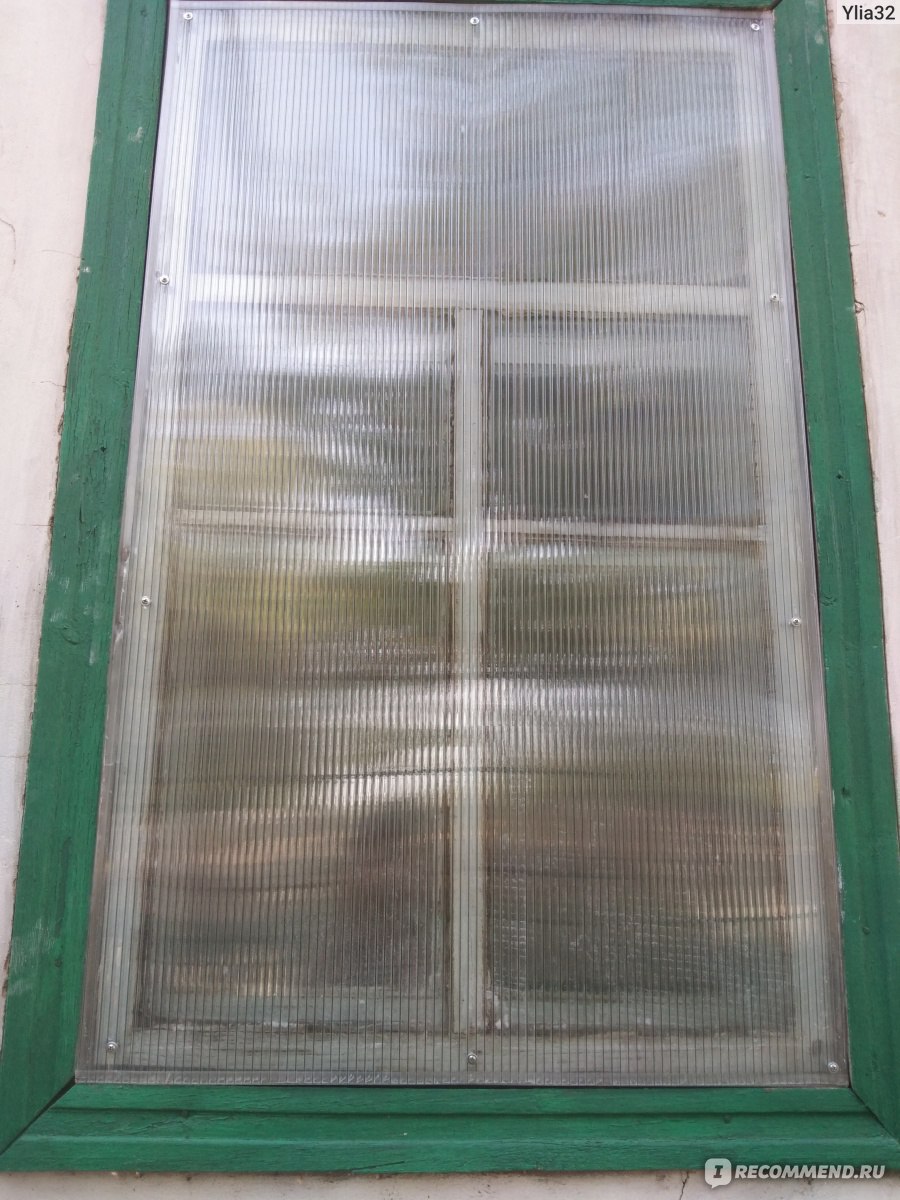 Смотровое окно из поликарбоната