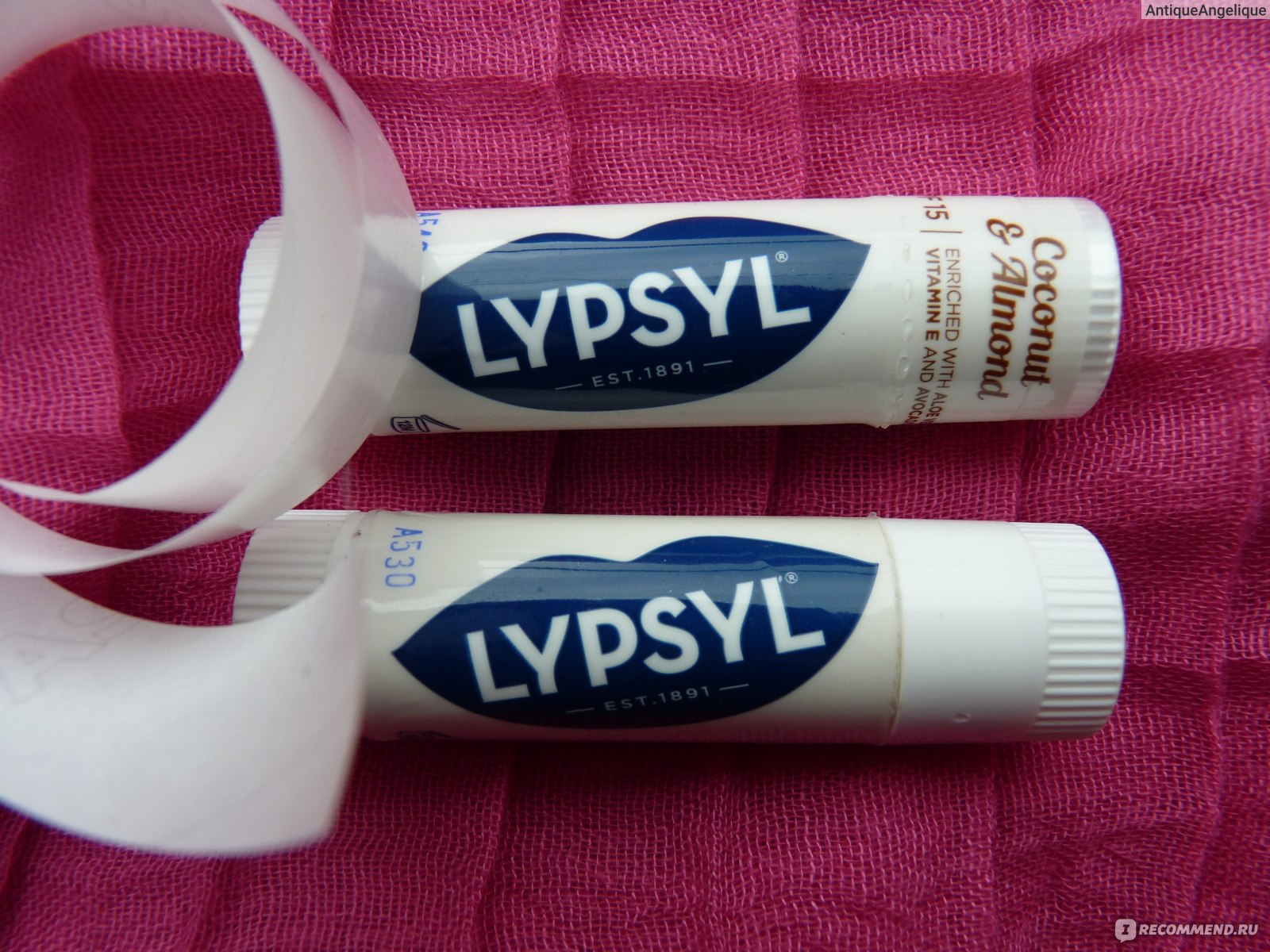 Бальзам для губ Lypsyl Sensual Coconut & Almond Untinted (SPF15) - «Любимый  бальзам с кокосом и миндалём» | отзывы