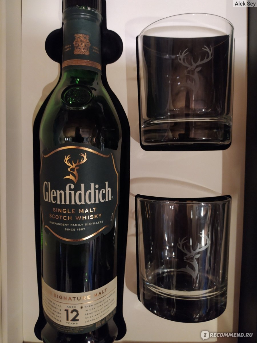 Single malt 12. Шотландский виски Гленфиддик. Виски Шотландия односолодовый Glenfiddich. Гленфиддик виски 12 односолодовый. Виски шотландский Гленфиддик 12.