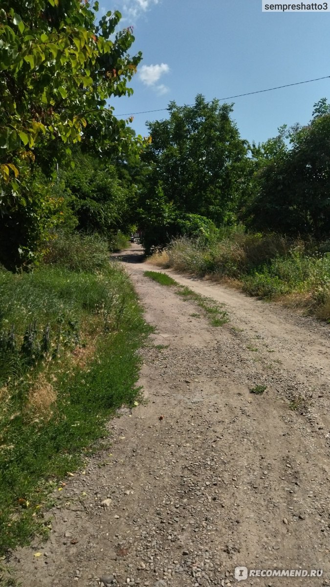 Село Татарка, Ставропольский край - «Село, которое находится рядом с  крупнейшим археологическим памятником Предкавказья - татарским городищем.  Здесь поблизости дольмены, мужской монастарь, но главное, - тут энергетика  как в фильме 