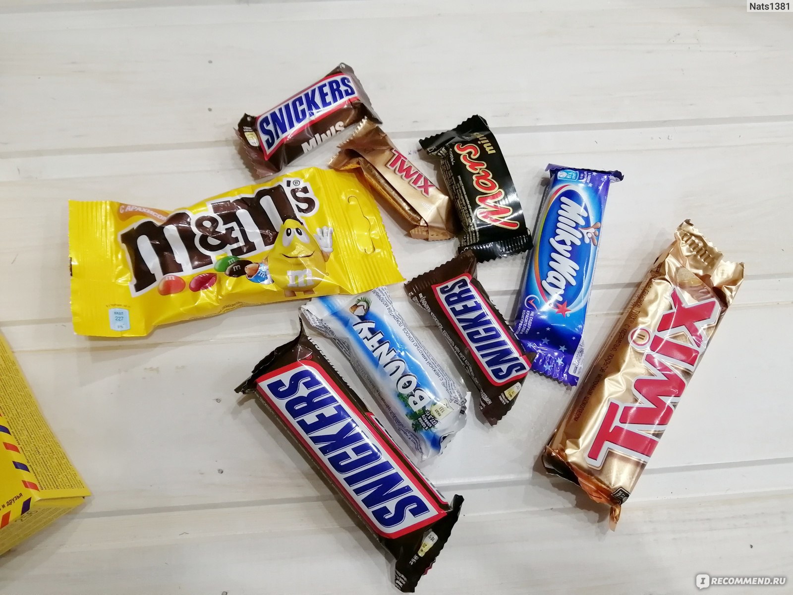 Kitkat Bounty snickers Твикс