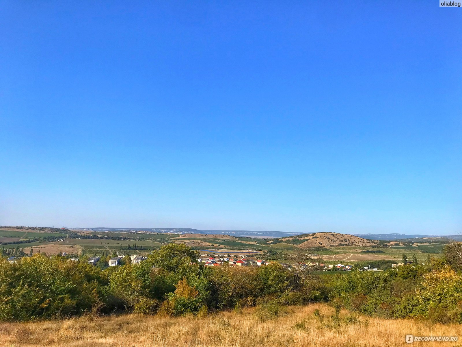 Балаклава, Крым - «💙До развала СССР объект был засекречен,а город был  закрыт для посещения туристов. Город Балаклава с его чудесной бухтой хоть и  насчитывает огромное количество лет Нашей истории, все равно остается