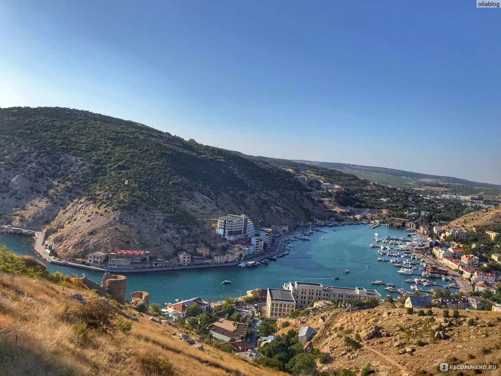 Балаклава, Крым - «💙До развала СССР объект был засекречен,а город был  закрыт для посещения туристов. Город Балаклава с его чудесной бухтой хоть и  насчитывает огромное количество лет Нашей истории, все равно остается