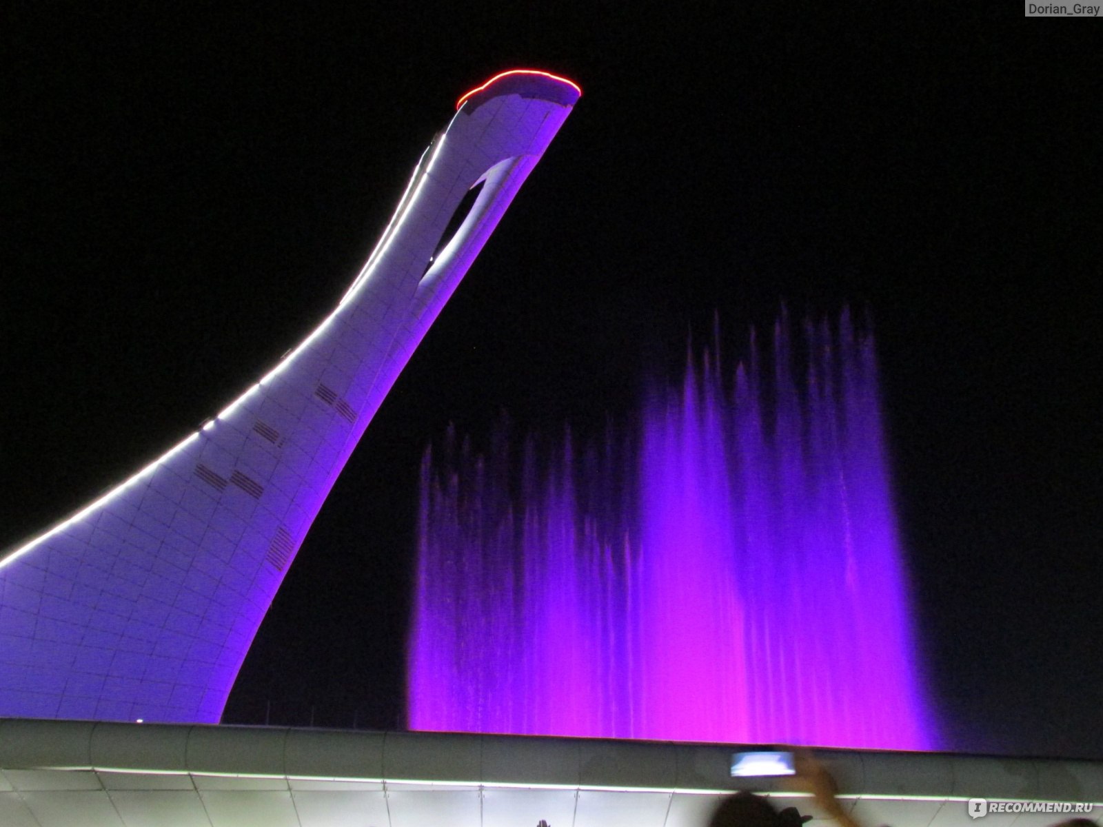 Поющий фонтан сочи олимпийский парк расписание. Музей космоса в Олимпийском парке. Выставка в Олимпийском парке 2023. Фонтан Сочи Олимпийский парк Рэдиссон время.