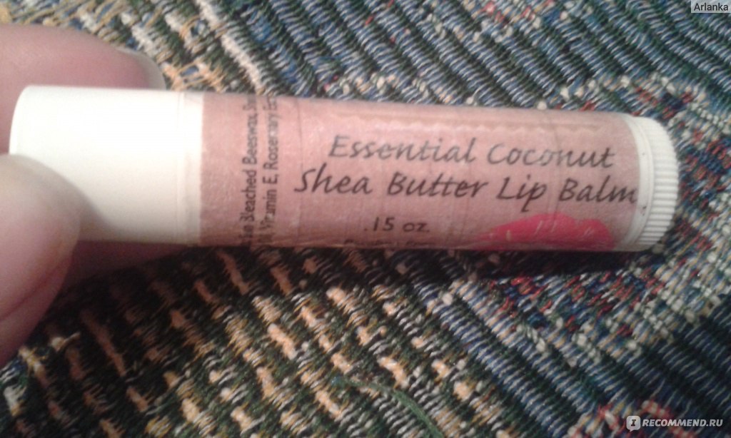 Органический бальзам для губ Afrikan Republic С маслом ши и ароматом кокоса Essential Coconut Shea Butter Lip Balm фото