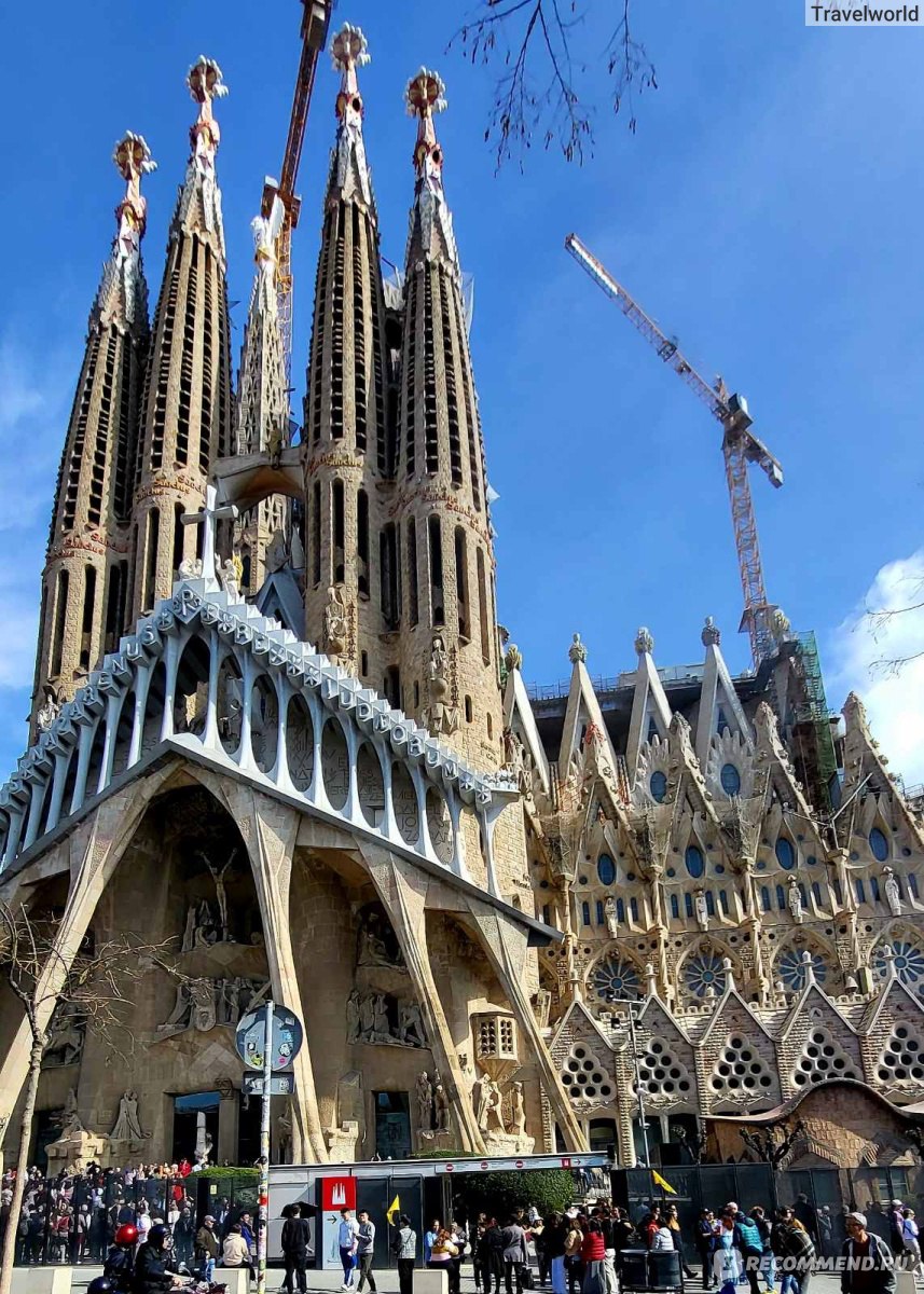 Испания, Барселона, Храм Святого Семейства / Саграда Фамилия / Basilica de  la sagrada Familia - «Главная достопримечательность Барселоны. Храм Святого  Семейства или Саграда Фамилия. Мой топ храмов Испании.» | отзывы