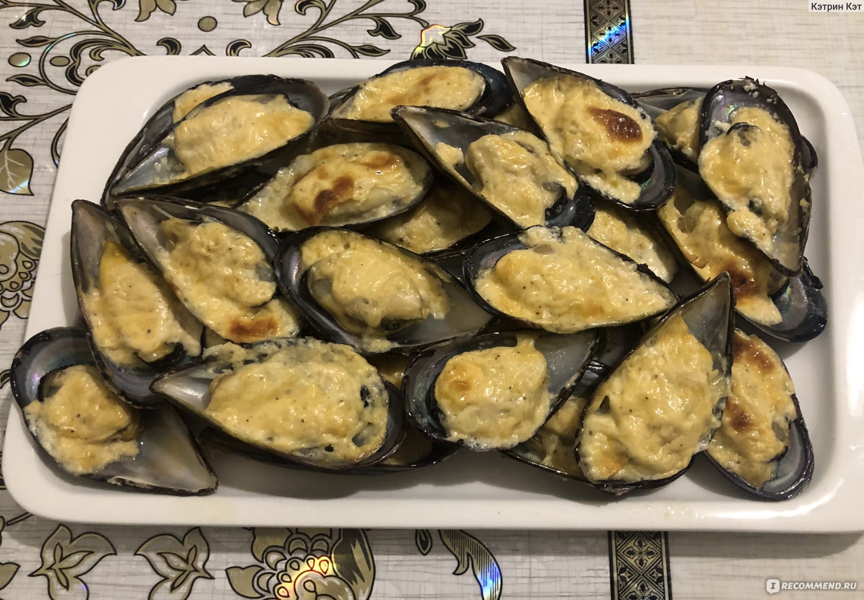 Мидии варено-мороженые Premium mussels Китай. 1 кг. - «Королевские размеры  для королевского стола! Как запеченные Мидии стали украшением Новогоднего  стола. Premium mussels Китай. 1 кг.» | отзывы