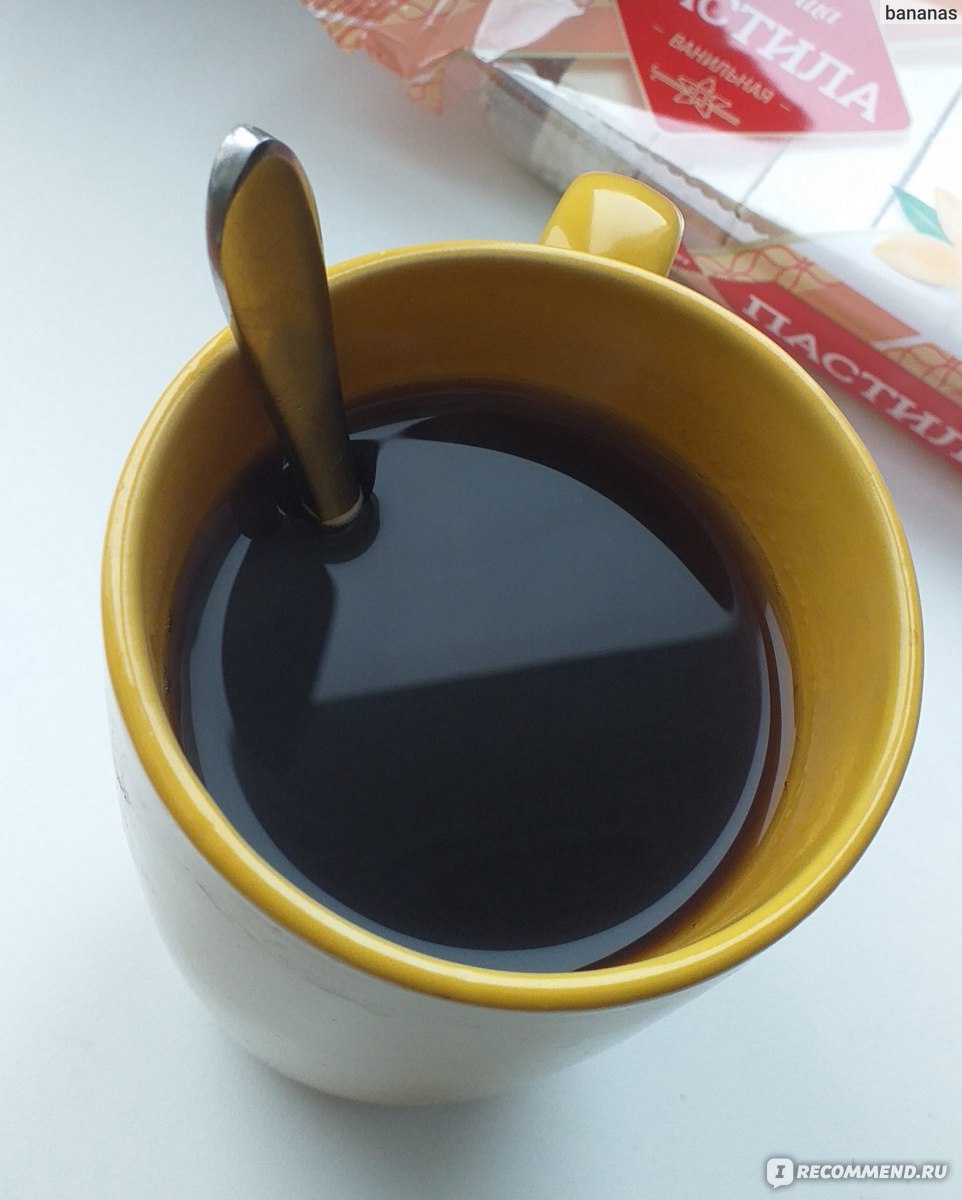 Кофе натуральный растворимый сублимированный с добавлением натурального жареного молотого кофе Tchibo Gold selection фото