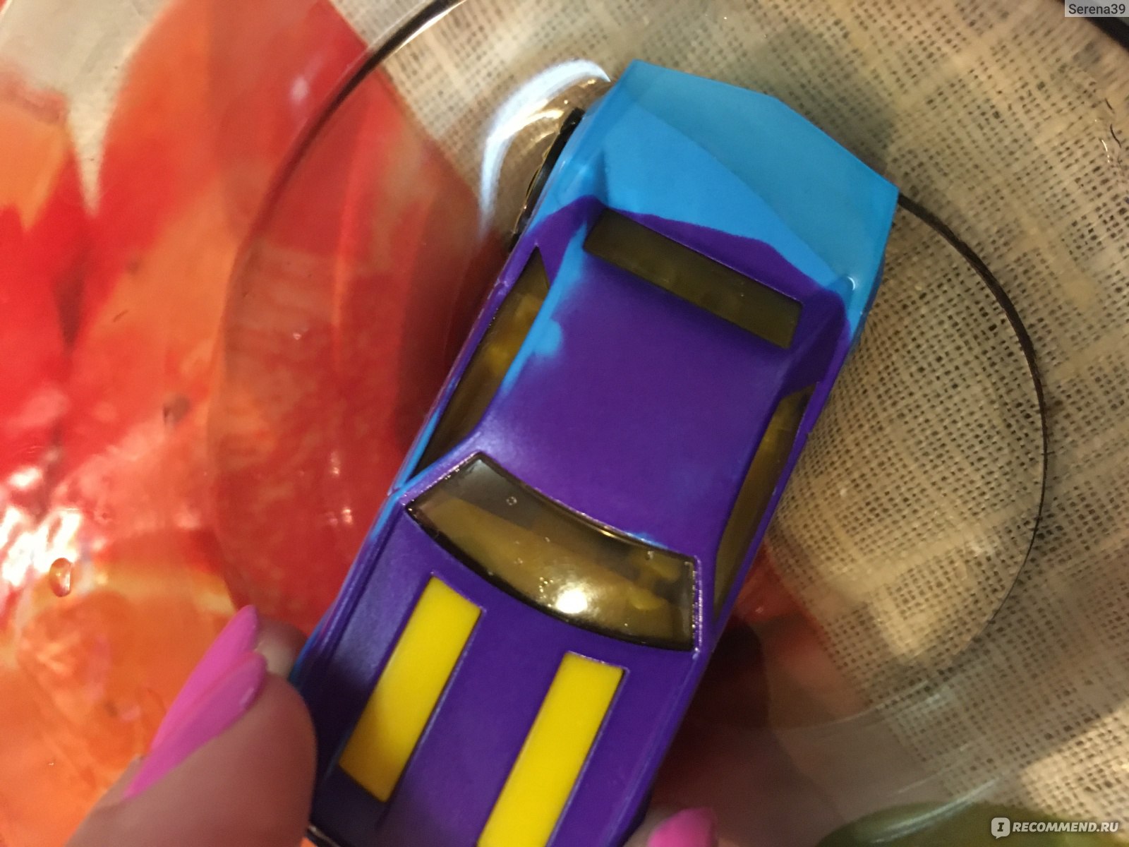 Hot Wheels Меняющая цвет машинка 