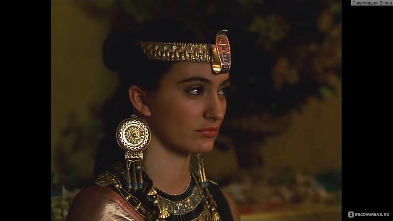 Cleopatra 1990 записи стримов. Клеопатра 1999. Леонор Варела Клеопатра. Клеопатра сериал 1999. Клеопатра фильм 1999.