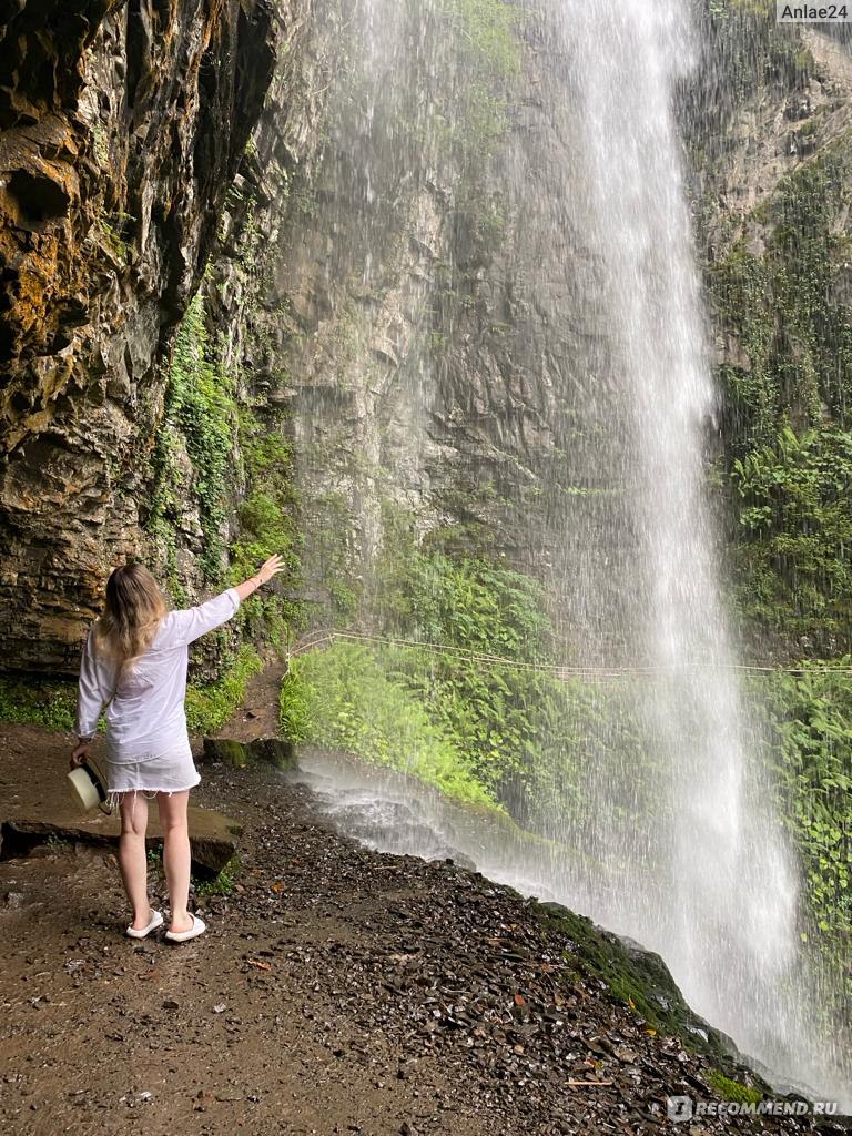 Абхазия - «Водопад Великан (Гигант). Самый огромный водопад Абхазии,  высотой более 100 метров! Водопад Ирина. Ткуарчалские водопады стоят того,  чтобы к ним добраться. » | отзывы