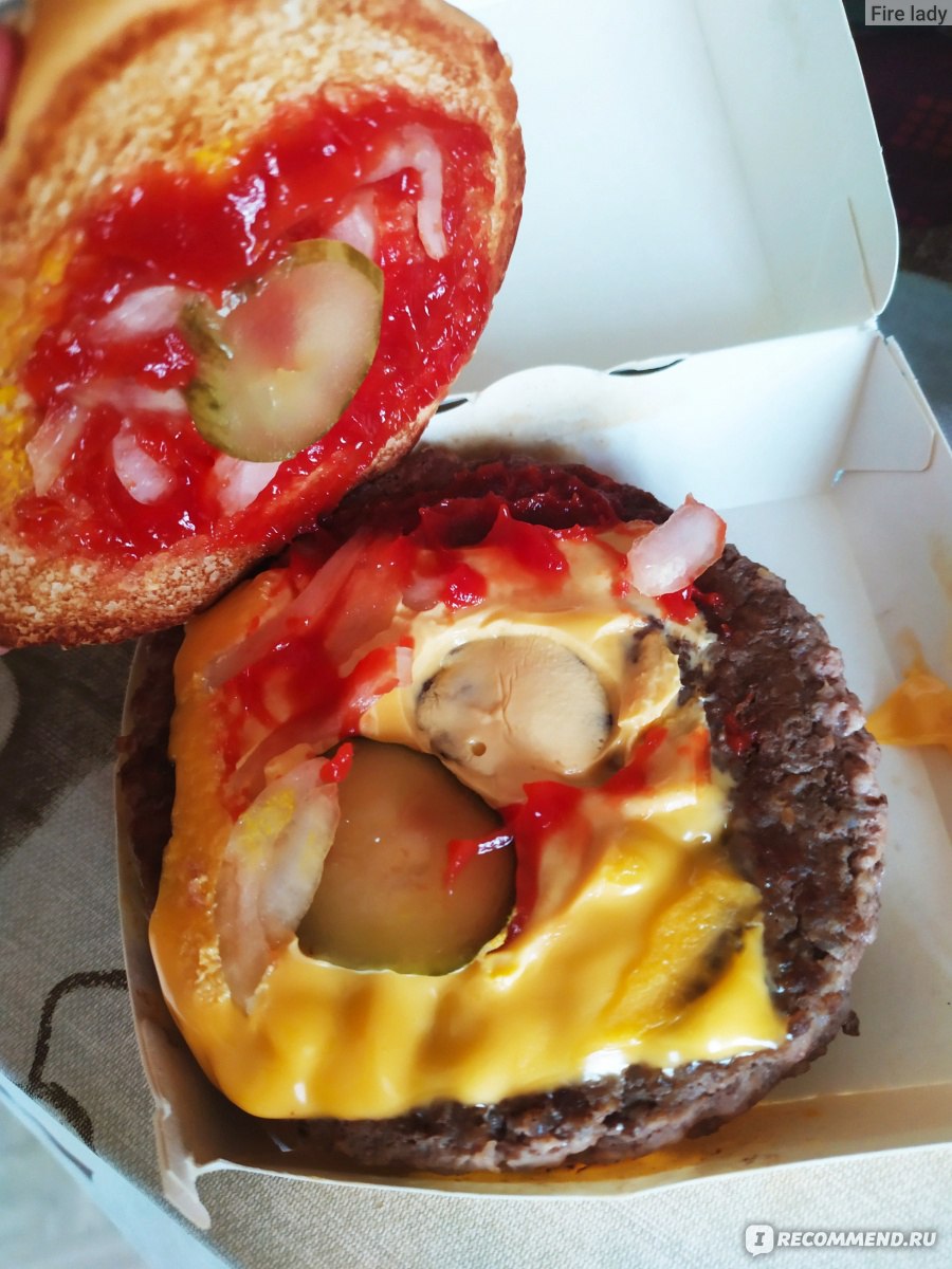 Готовые блюда McDonald’s / Макдоналдс Роял чизбургер фото