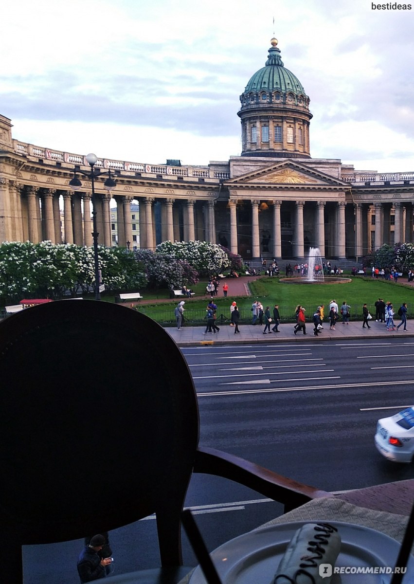 Дом Книги, Санкт-Петербург - « Самый атмосферный книжный в центре  Петербурга: посетить его следует даже ради эстетического удовольствия» |  отзывы