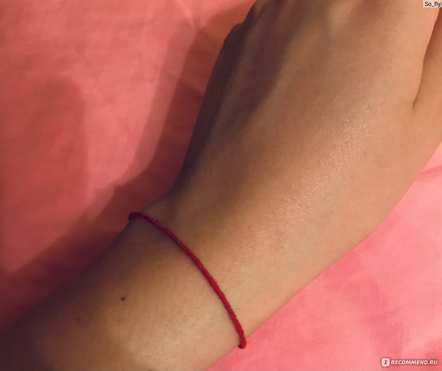 Браслет Red niti Красная нить из Израиля - «Зачем носить нить? Выполняет лиона функцию защиты? Как обрести покой на душе и пара интересных фактов онити внутри!»