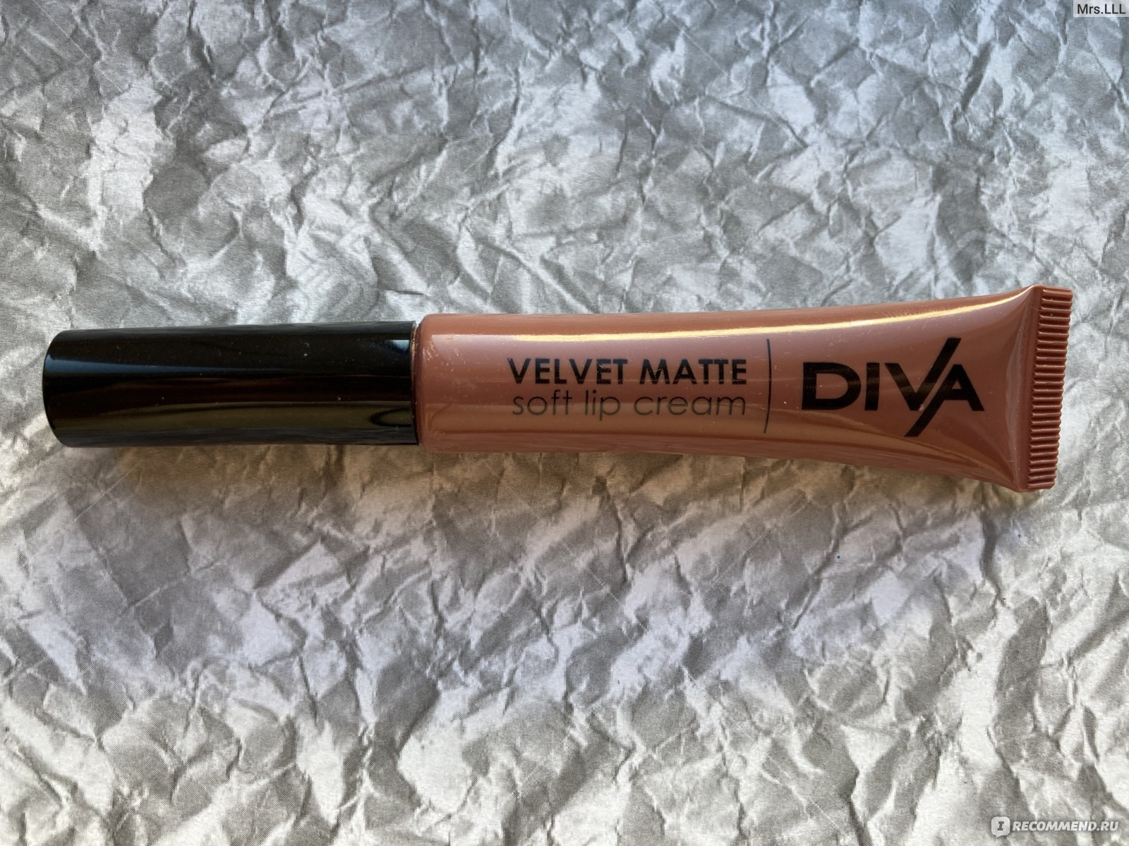 diva velvet matte soft lip cream