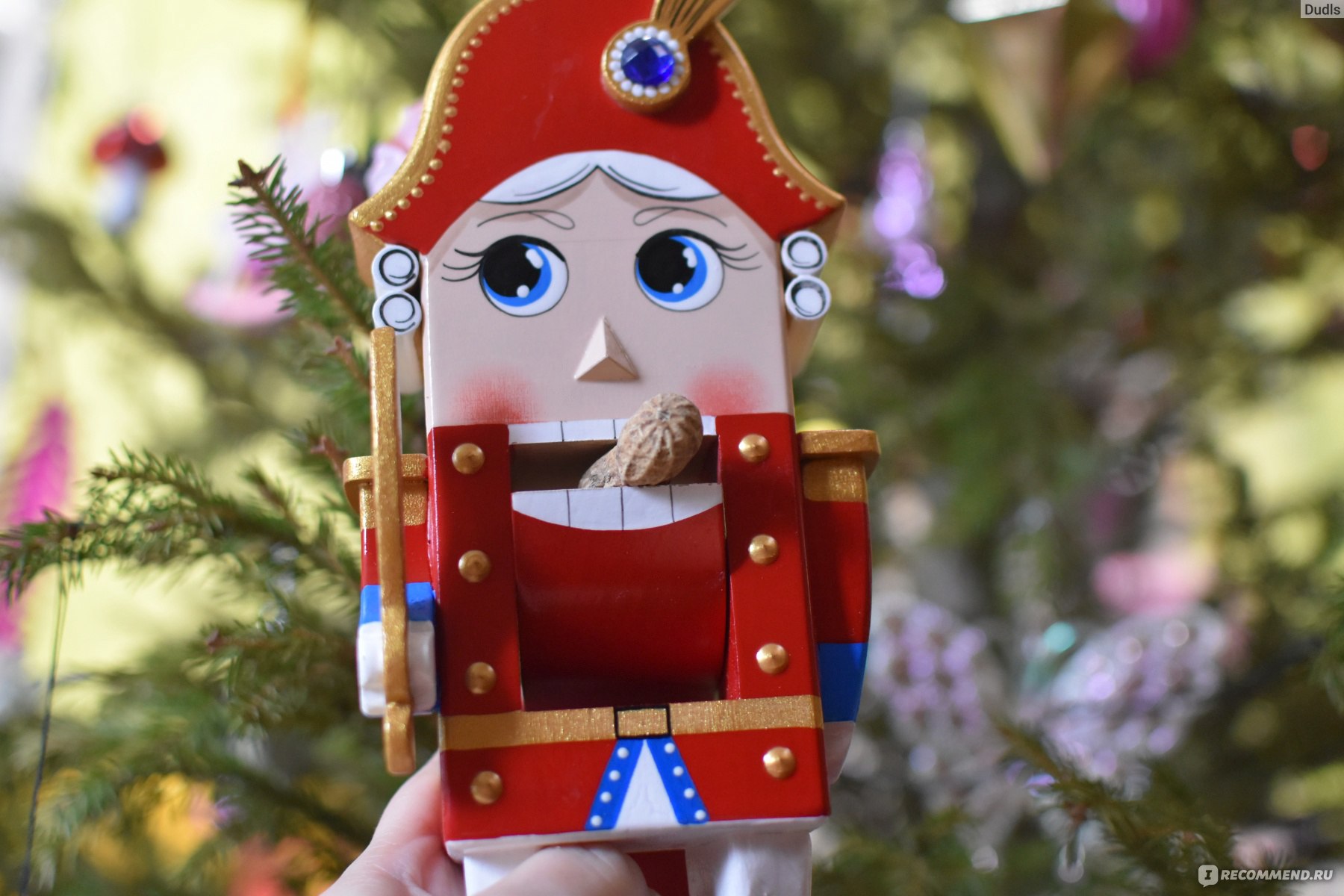 Русские игрушки кукла Щелкунчик Орехокол 26 см Любимый герой Артикул 00075 фото