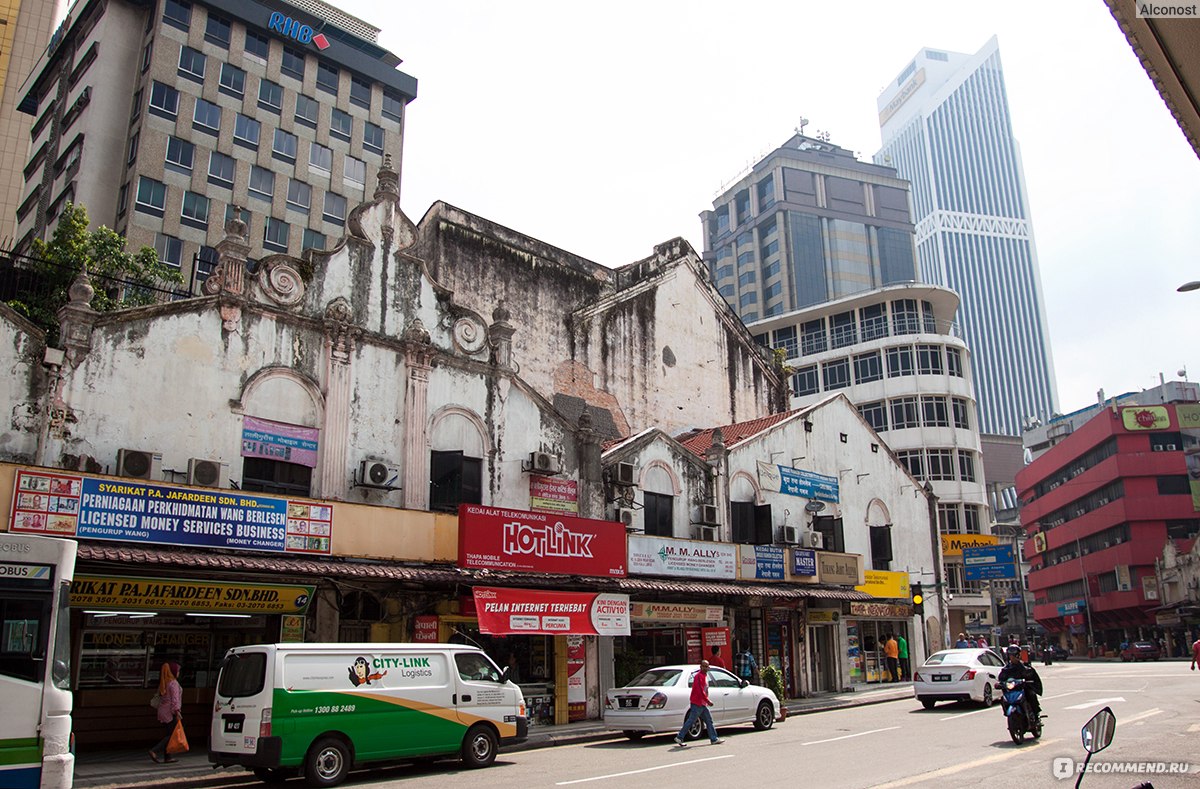 Куала-Лумпур, Чайнатаун (Китайский квартал) / Kuala Lumpur, Chinatown -  «Прогулка по Petaling street, многочисленным кафешкам и старинным улочкам,  даосские храмы Sin Sze Si Ya и Guan Di, индуистский Sri Mahamariamman, а  также