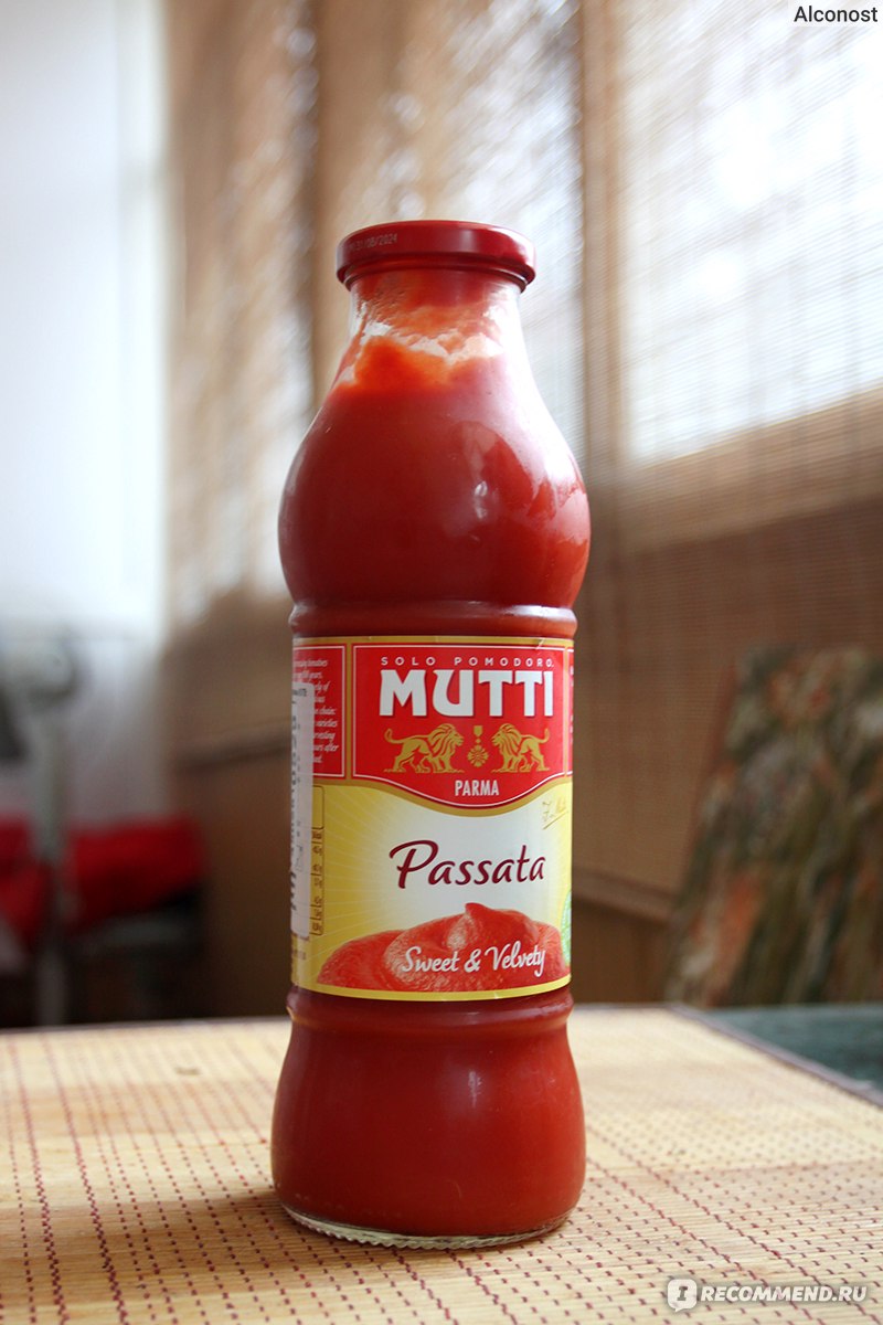 Томатная паста Mutti solo pomodoro Passata Muti di pomdoro - «Яркий вкус,  приятная текстура, аромат спелых томатов, выращенных под знойным солнцем  Италии» | отзывы