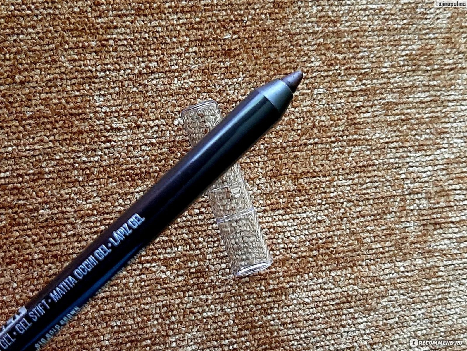 Гелевый карандаш мейбелин