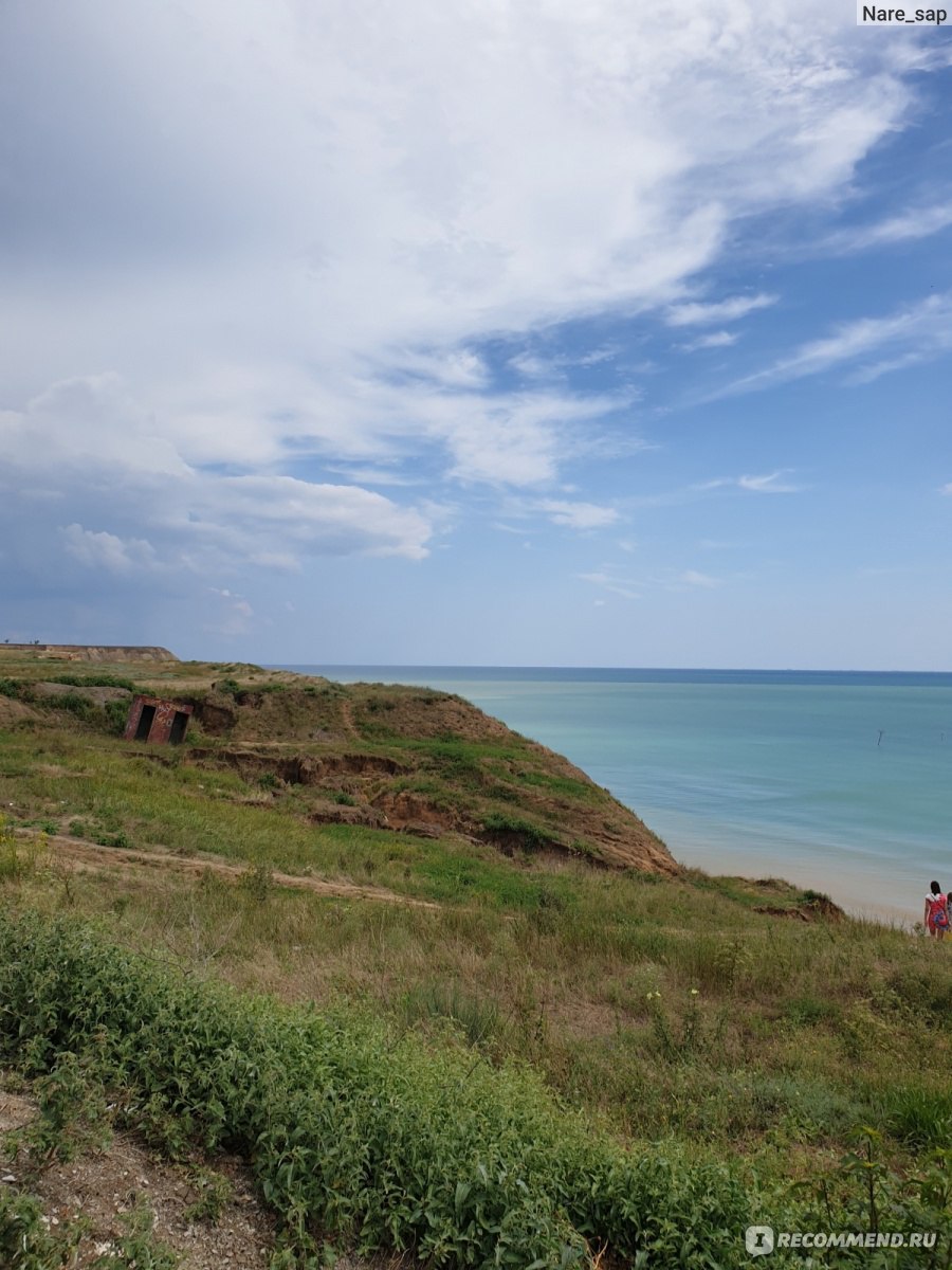 Краснодарский край, поселок Волна - «Дикий пляж. Море и горы. Дельфины  которых вы 100% увидите. Посёлок Волна - это божественное место, если вы  хотите чистое море, тишину, безлюдность. Но спуститься чтобы попасть