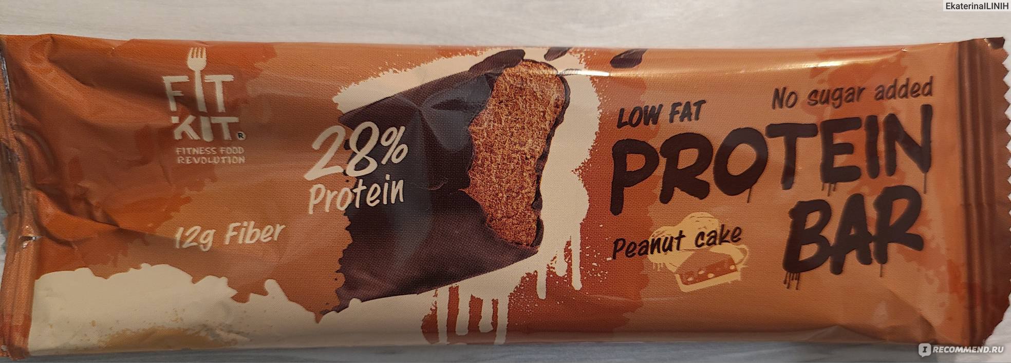 Протеиновый батончик Fit Kit Protein Bar Арахисовый торт (Peanut Cake ...