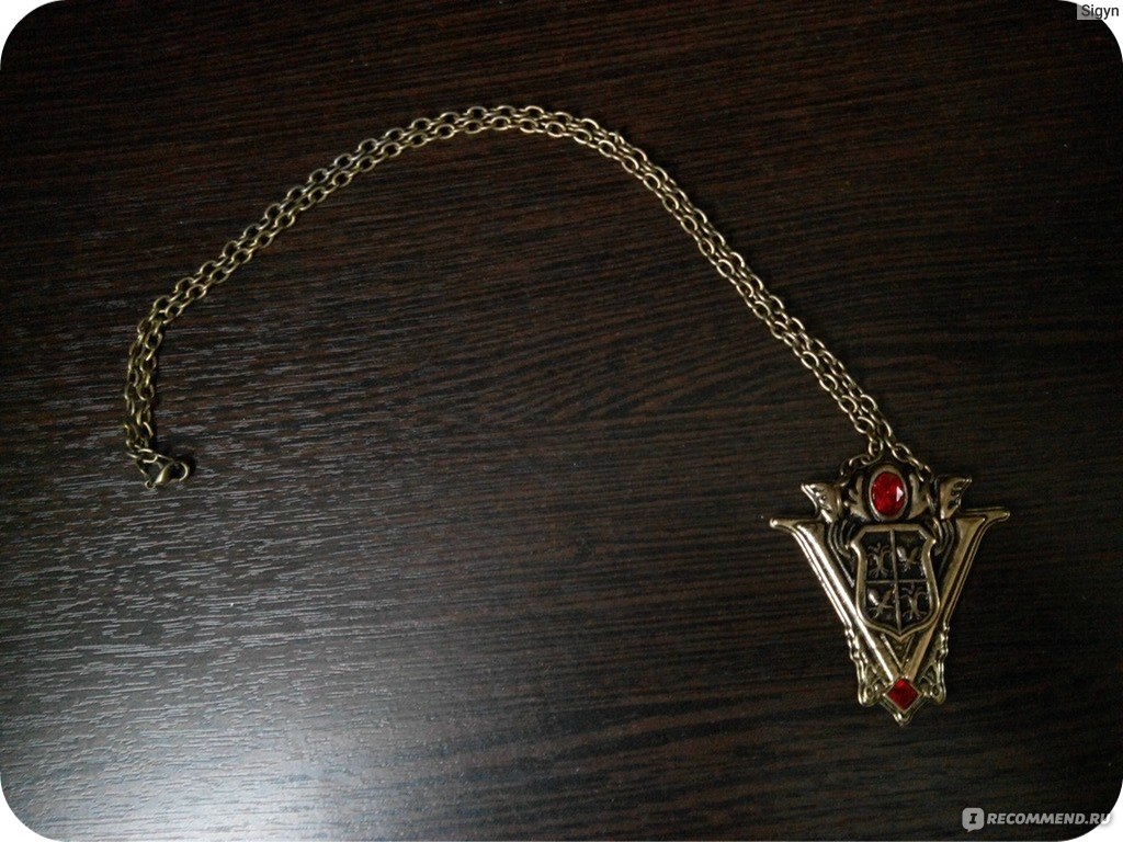 Кулон AliexpressTwilight Character Replica Jewelry Cosplay Volturi Necklace  New Moon Gift Free Shipping - «Кулон 