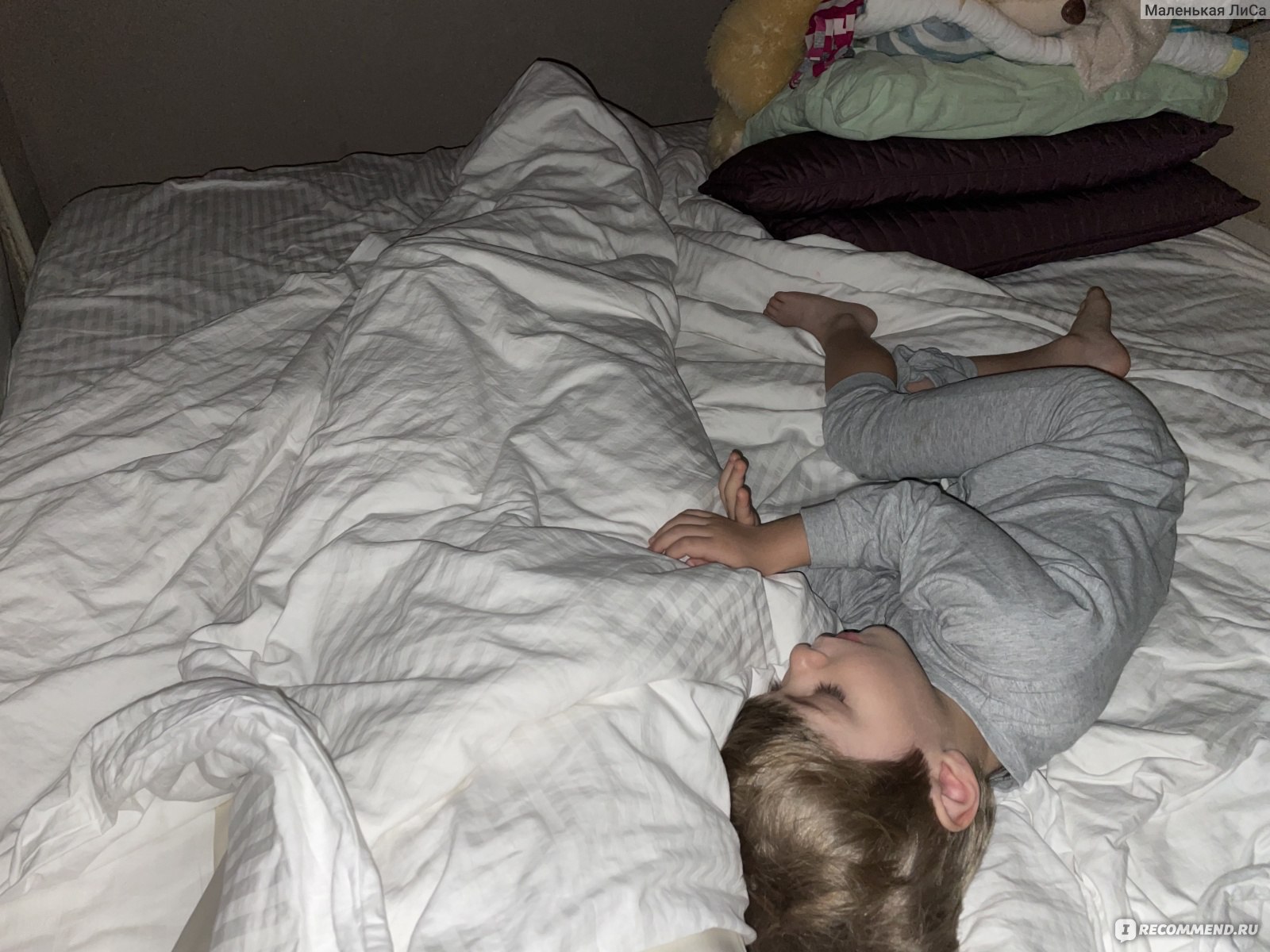 Ребенок 6 месяцев упал с кровати во сне