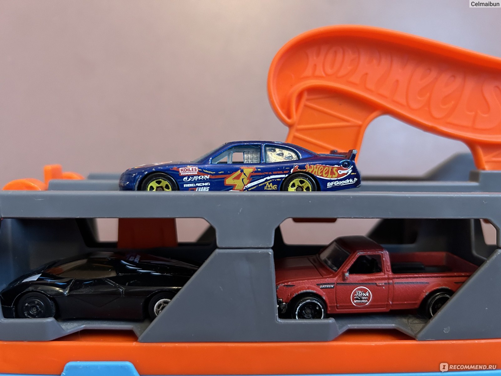 Hot Wheels Трек Сити Грузовик-автотрек Скоростная автотрасса с хранилищем  для машинок - «Радость для мальчишек! » | отзывы