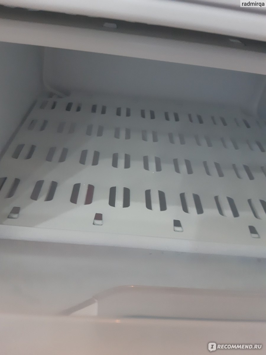 Холодильник Индезит двухкамерный микроволновка