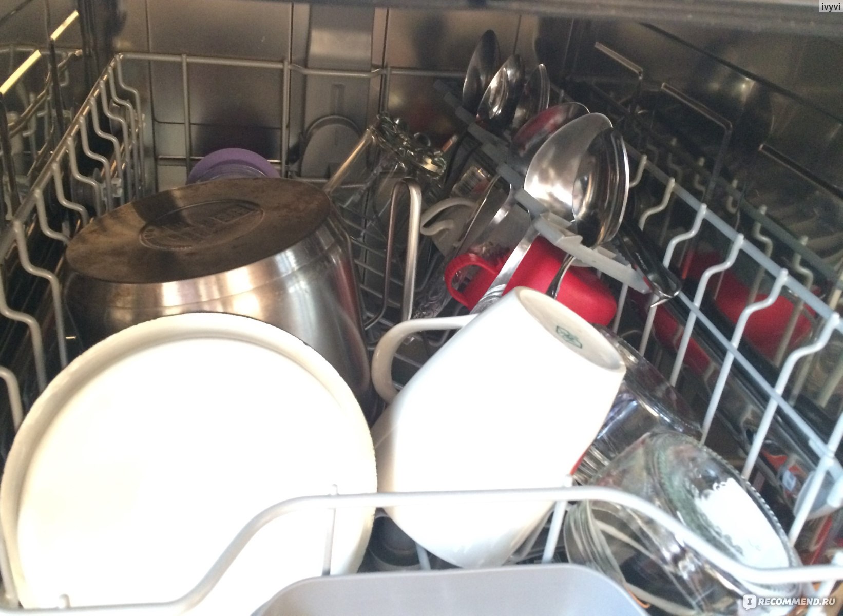 Можно мыть сковороду в посудомойке. Siemens sd4p1s. Набор индукционных сковородок с мытьем в посудомоечной. Выемки на сковороде от посудомойки. Мем пожарки старость сковородка посудомойка.