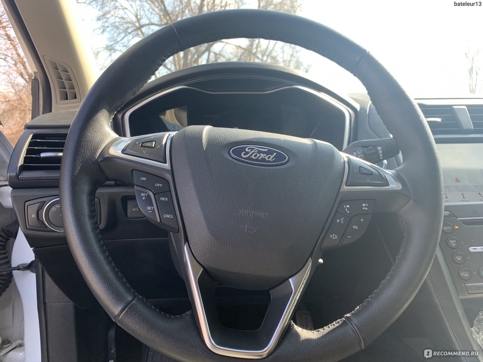 Ford Fusion - 2018 фото