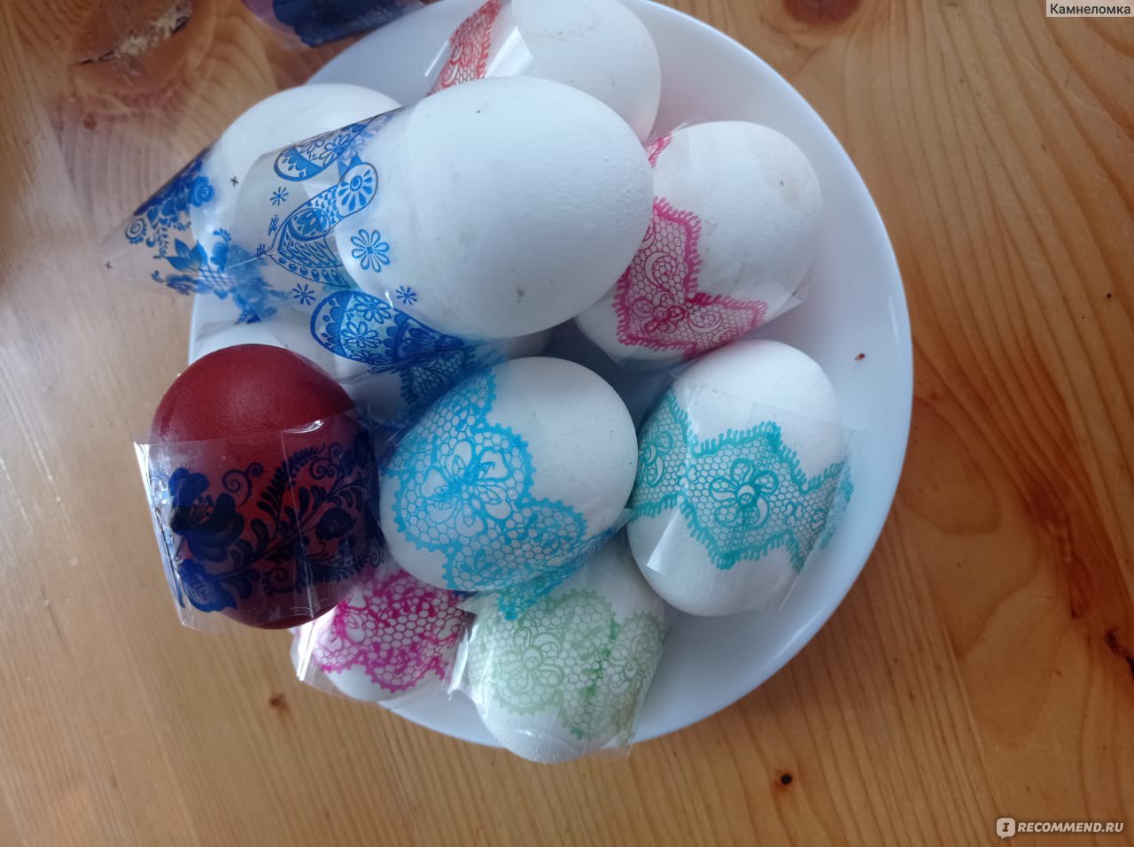 Видео: как покрасить мерцающие яйца к Пасхе