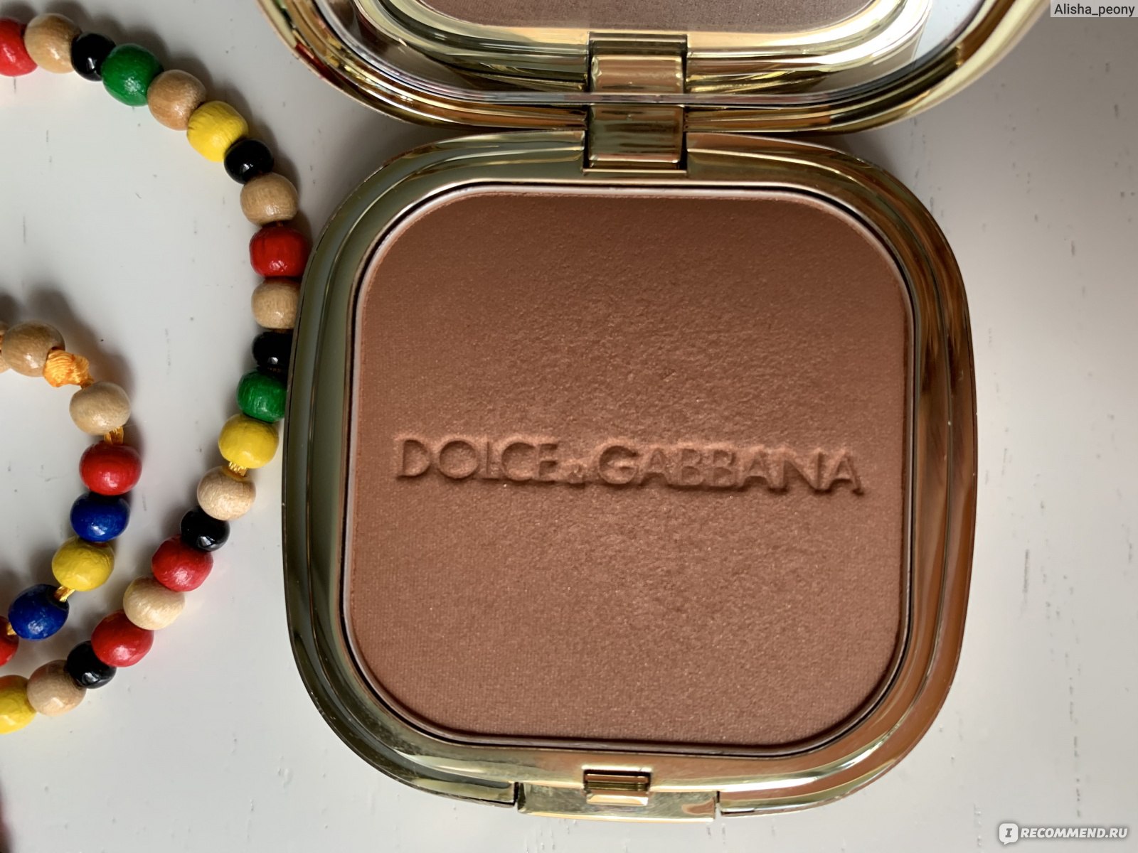Хайлайтер dolce gabbana. Dolce Gabbana бронзер. Бронзирующая пудра Solar Glow, Dolce Gabbana. Дольче Габбана Солар Глоу бронзер. Dolce Gabbana Solar Glow пудра.