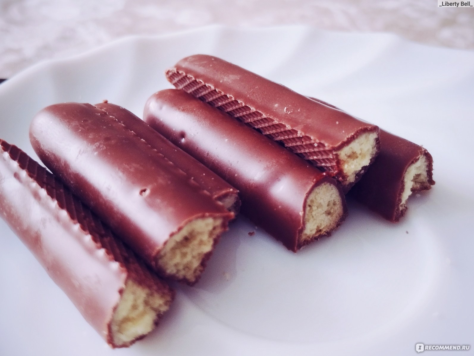 Печенье Milka Choco Sticks - «Если хочется в гости принести то, чего раньше  не было - берите! Покрытое тонким слоем шоколада хрустящее печенье так и  манит, так и зовёт. Со временем продукт