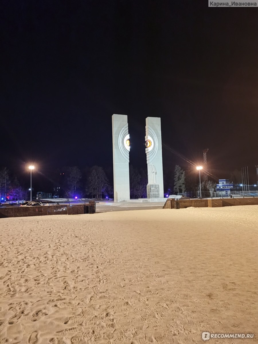 Памятник Игорю Васильевичу Курчатову, Челябинск фото