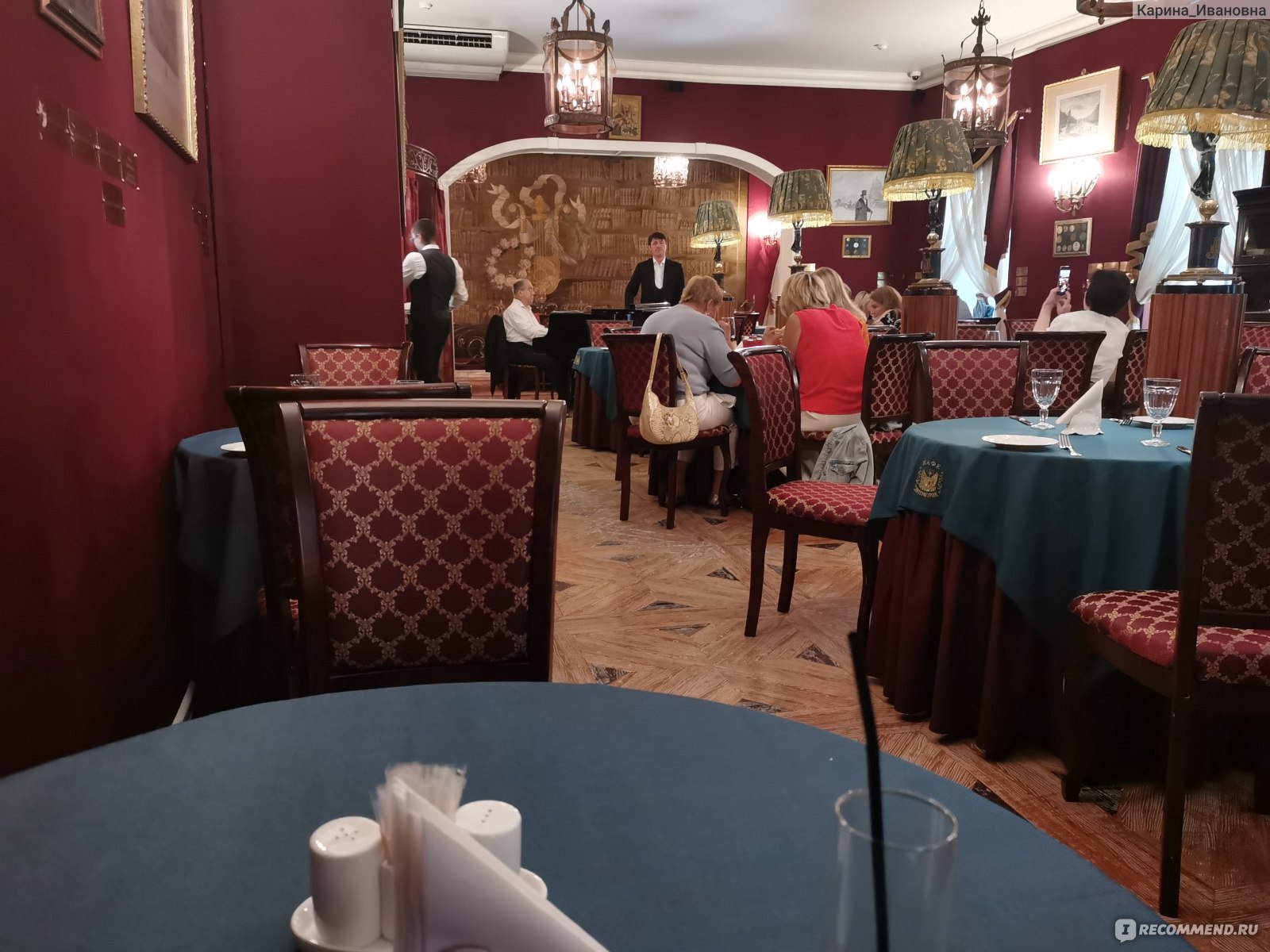 Необычные кафе Санкт-Петербурга