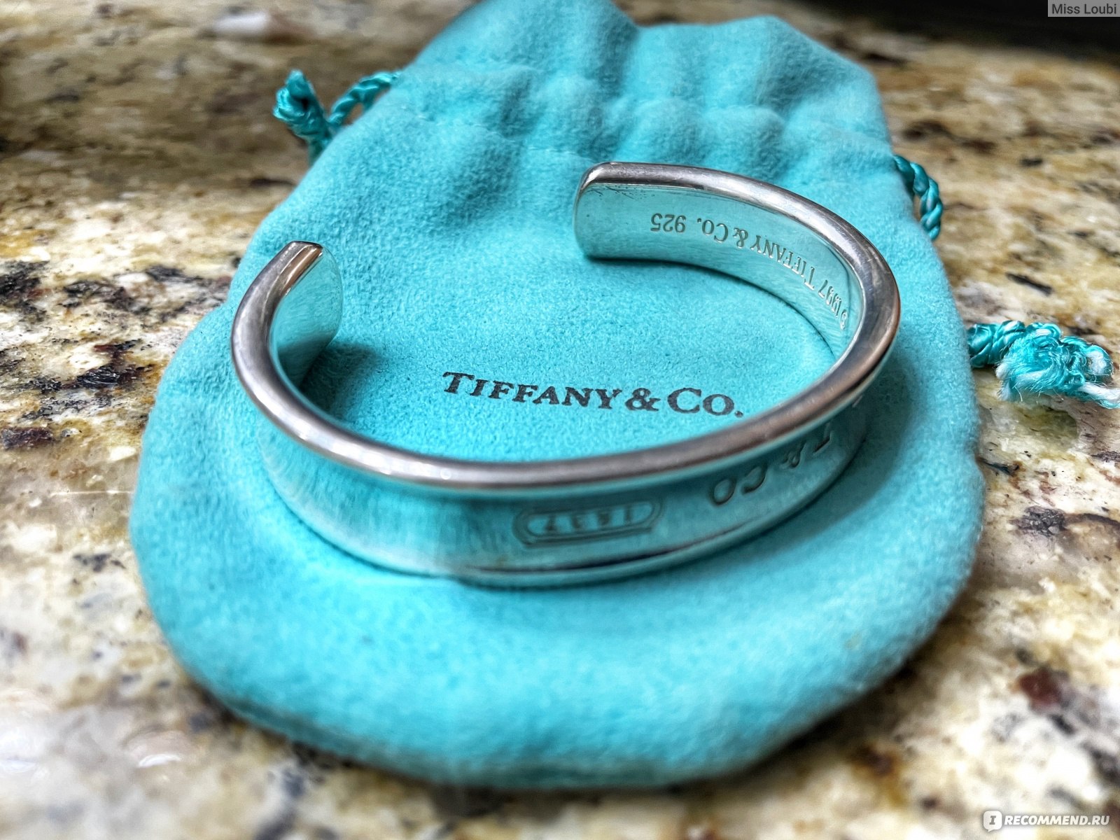 Ювелирные изделия Tiffany & Co браслет Cuff 1837 - «Каждый раз пытается  потеряться - широкий классический браслет Tiffany » | отзывы