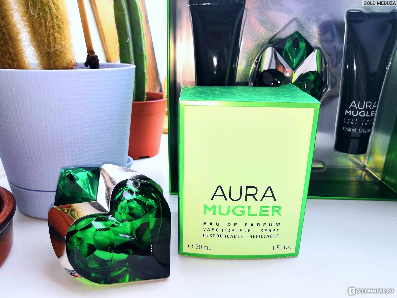 Thierry Mugler Aura  Ароматы, Старые фильмы, Аромат