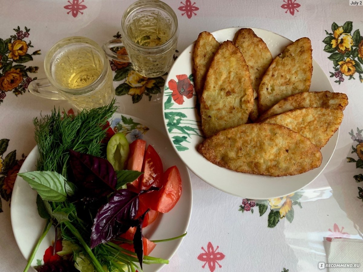 Хашбраун ВкусВилл / Избёнка с сыром и зеленью, продукт из картофеля  быстрозамороженный - «Еще не драники, но уже и не оладья. Готовим  замороженный продукт из американской кухни! На самом деле, просто  разогреваем...» | отзывы