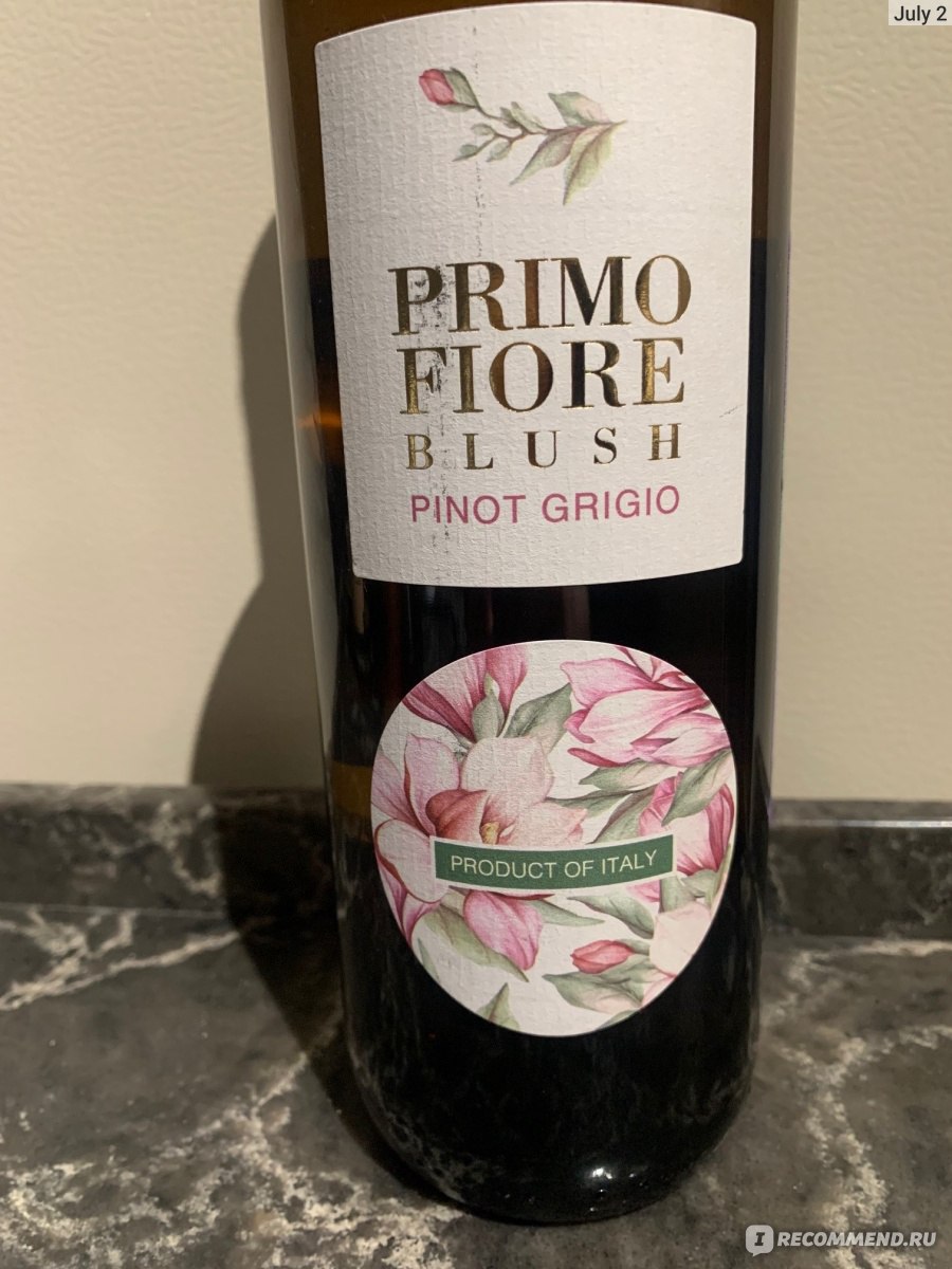 Вино розовое полусухое Primo Fiore Blush Pinot Grigio Delle Venezie -  «Нежное весеннее оформление напитка и спиртяжка внутри. Да и такое бывает  :( » | отзывы